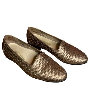 Trotters Bronze Woven Flats